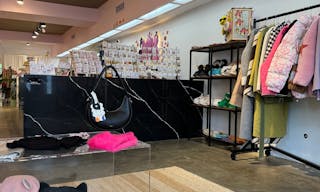 Upper Queen Anne Seattle Retail store space/ share space for lease - Image 1