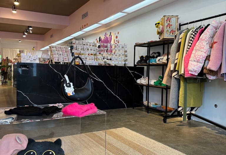 Upper Queen Anne Seattle Retail store space/ share space for lease - Image 1