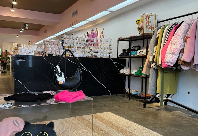 Upper Queen Anne Seattle Retail store space/ share space for lease - Image 1