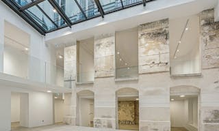 Espace showroom / �v�nement : verri�re, volume et design �pur� - Image 6