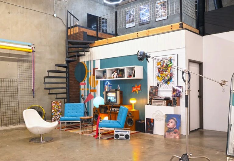 Industrial Photo and Video Studio - Image 4