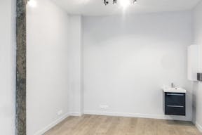 Premium Boutique in Saint-Germain - Image 1