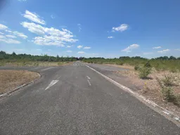 Décor/Lieu de tournage: Routes Privées - Image 8