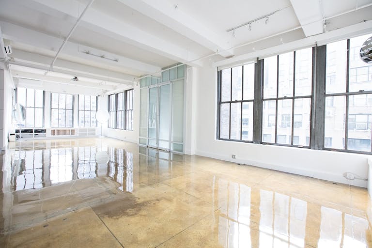 Chic Midtown Penthouse Loft w/ Skyline Views - Image 0