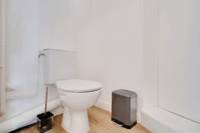 Boutique For Rent Rue Saint-Honor� - Ideal Pop-Up Store / Art Exhibition - Image 9