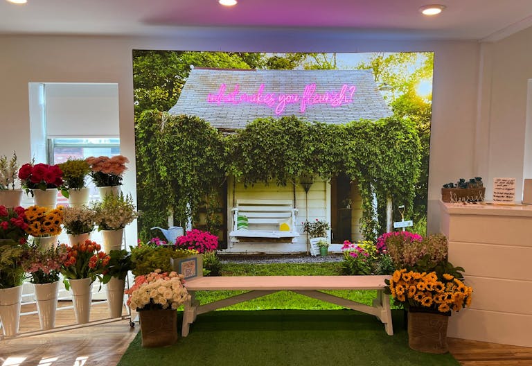 Modern Penthouse Showroom in SoHo - Image 4