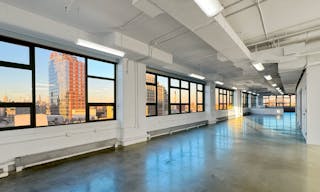 Sun-Drenched, Sleek Industrial Space in DUMBO - Image 6