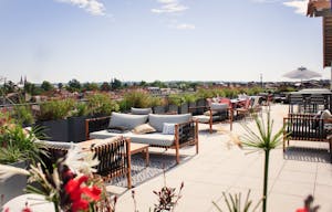 Unique Space in the hyper-centre of Bordeaux - Image 9