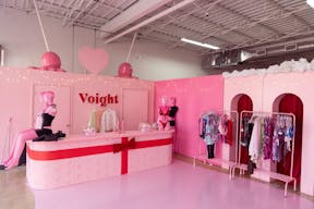 Industrial Photography + Event Studio w/ Props - Image 7