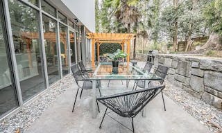 Northside Manor - Image 2