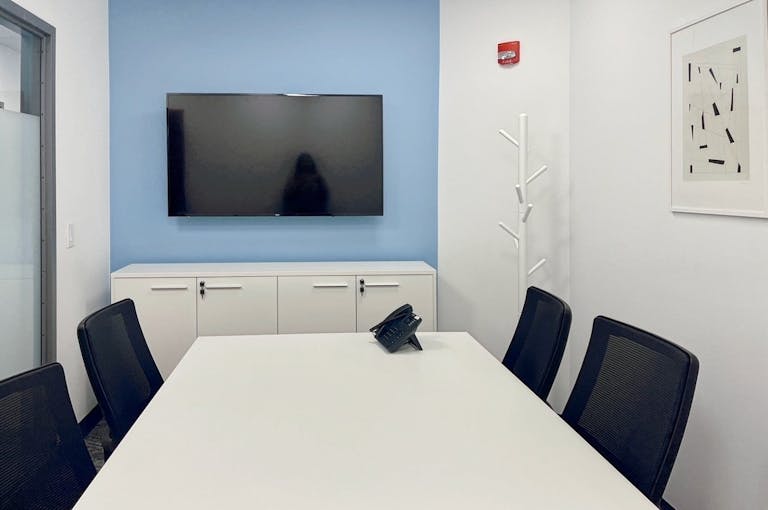 Your Success Begins with Our Rentable Office Space - Image 1