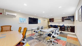 Lawncrest Area Unique Venue - Event and Conference venue for rent - Image 17