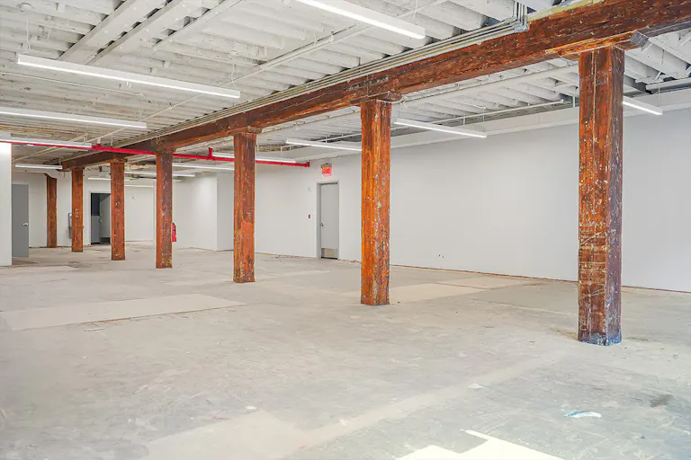 Prime Dumbo Retail - Image 1