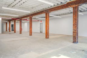 Prime Dumbo Retail - Image 1