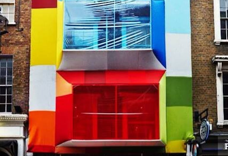 Exclusive Townhouse Rental in the Heart of London - Image 2