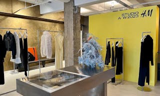 Modern Industrial Manhattan / Hudson Yards Loft - Image 10