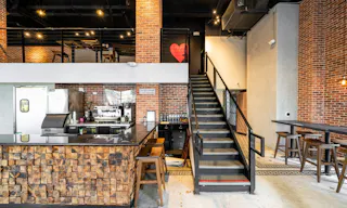 Restaurant/Bar in heart of DTLA - Image 2