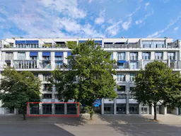 Prime Showroom Space with High Visibility in Berlin - Image 0