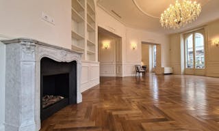 Uno spazio raffinato ricco di storia nel centro di Milano - Image 1