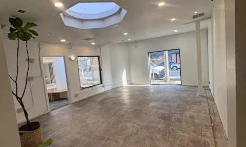 Sunset Courtyard ? Flexible Pop-Up Venue on Iconic Sunset Blvd | West Hollywood - Image 0