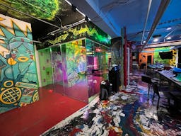 Manhattan Showroom - Image 6