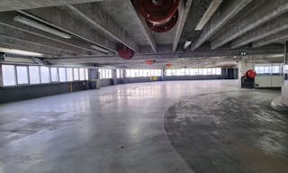 Unique Building Near Eiffel Tower - Ancien garage avec vue Tour Eiffel - Image 0