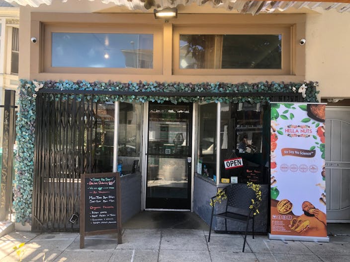 Urban Cafe Ready For Your Venture! - Image 2