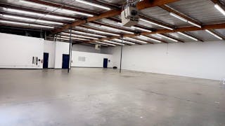 Large creative space near crypto arena - Image 0