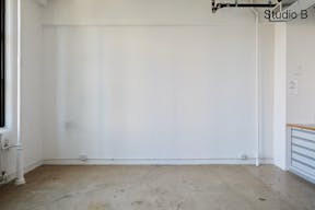7500 sqft Bright West Soho Studios - Image 42