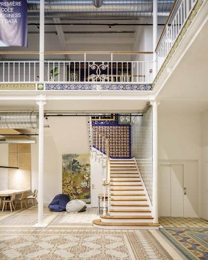 Un lieu hors norme qui fait le pont entre histoire et modernit� - Image 3