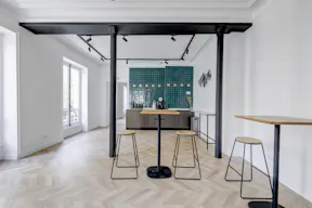 Haussmannian Event Apartment: Corporate Seminars, Conferences, Showrooms... - Image 7