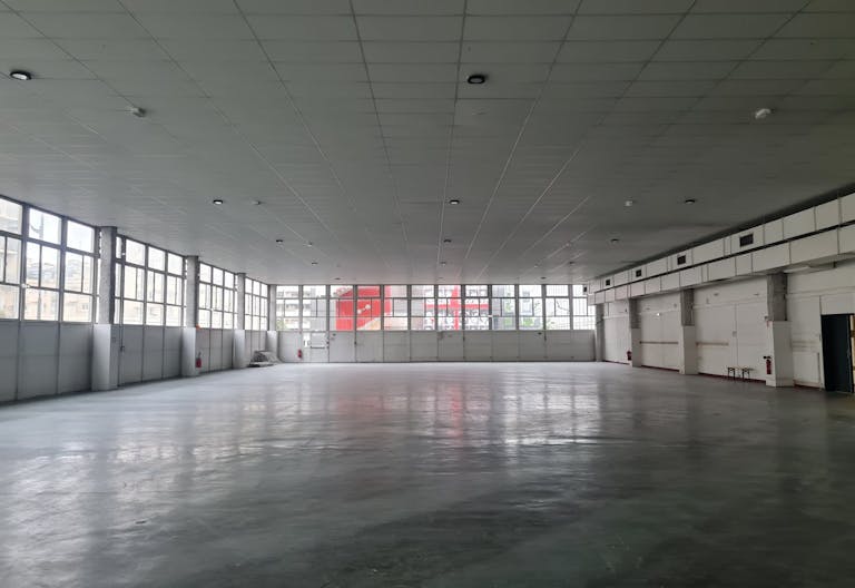 Atypical Space in the 5th arrondissement of Paris - Image 3