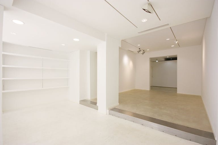 Charmante boutique au coeur du Marais - Image 2