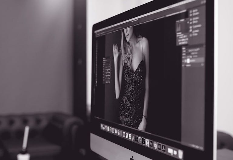 Studio Photo Boutique in Paris - Image 4