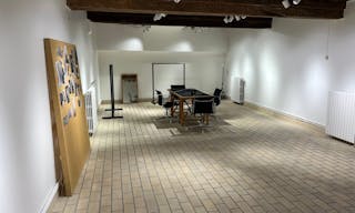 Showroom Place des Vosges au coeur du Marais sur cour class�e - Image 2