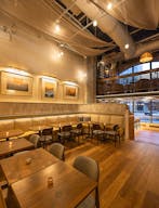 Charming Brooklyn Restaurant & Lounge - Image 1