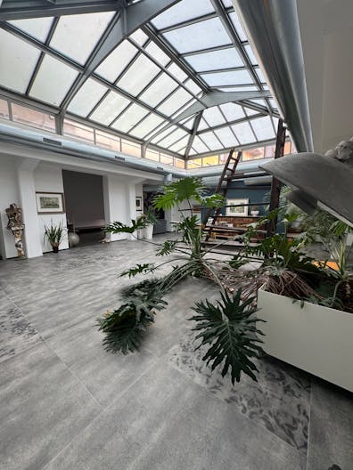 LOCATION ESCLUSIVA per SHOOTING, MODA E PRODUZIONI CREATIVI in CINA TOWN - Image 4