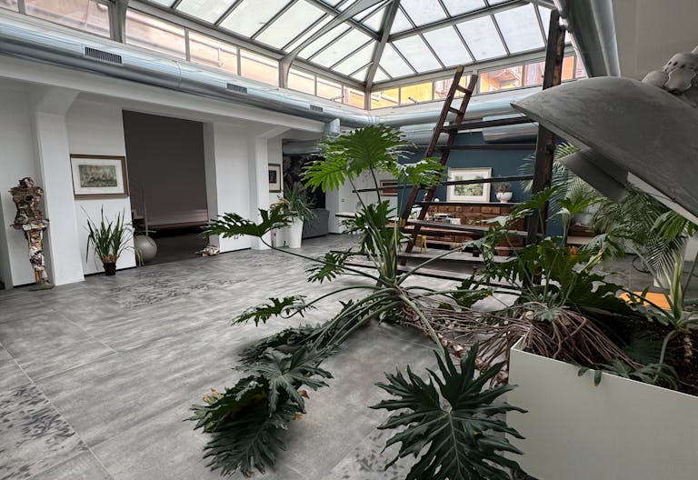 LOCATION ESCLUSIVA per SHOOTING, MODA E PRODUZIONI CREATIVI in CINA TOWN - Image 4