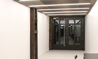 550 SqFt space on rue Saint-Martin (Haut Marais / Montorgueil / Beaubourg / Pompidou) - Image 4
