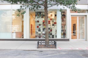 Pristine Art Gallery in Chelsea - Image 5