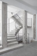 Large Showroom Rue Froissart - Image 10