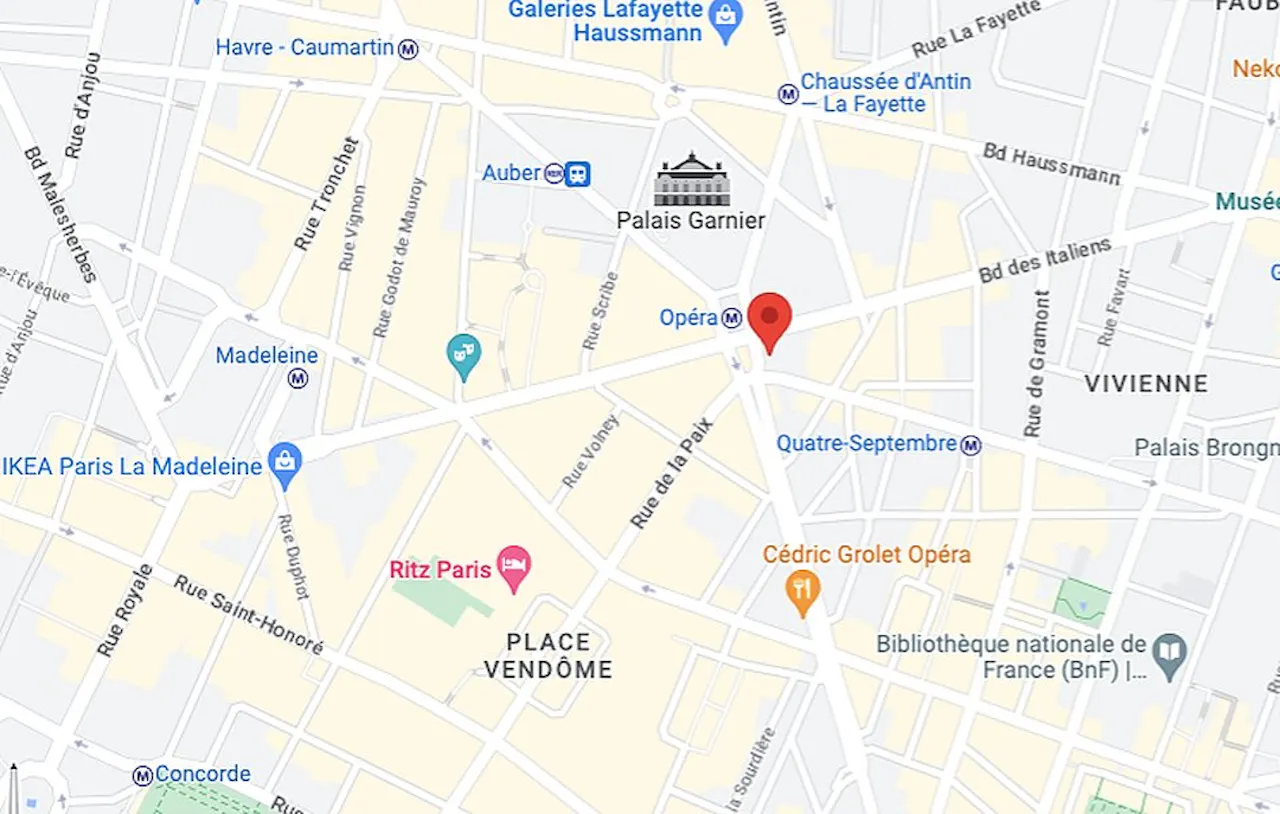 Corner Boutique - Op�ra - Ideal Flagship Store - Image 1