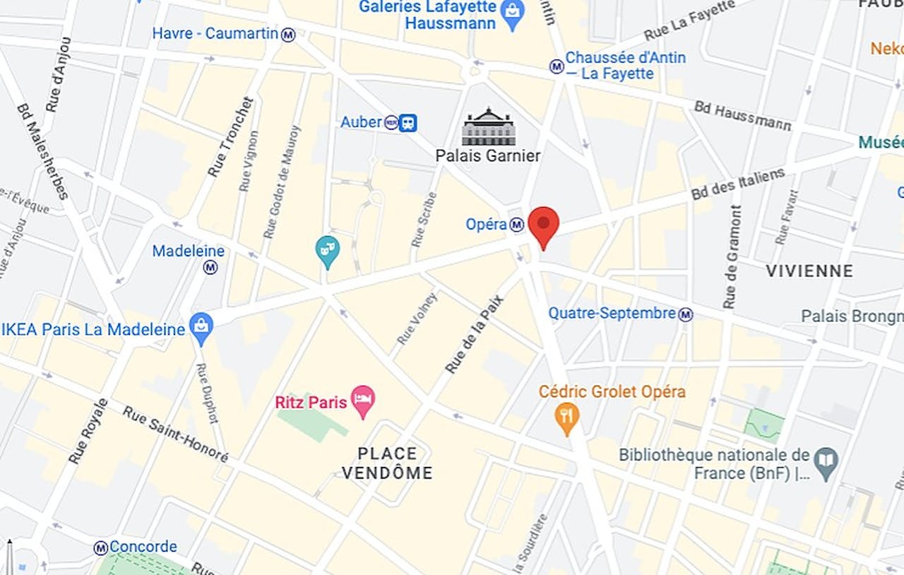 Corner Boutique - Op�ra - Ideal Flagship Store - Image 1