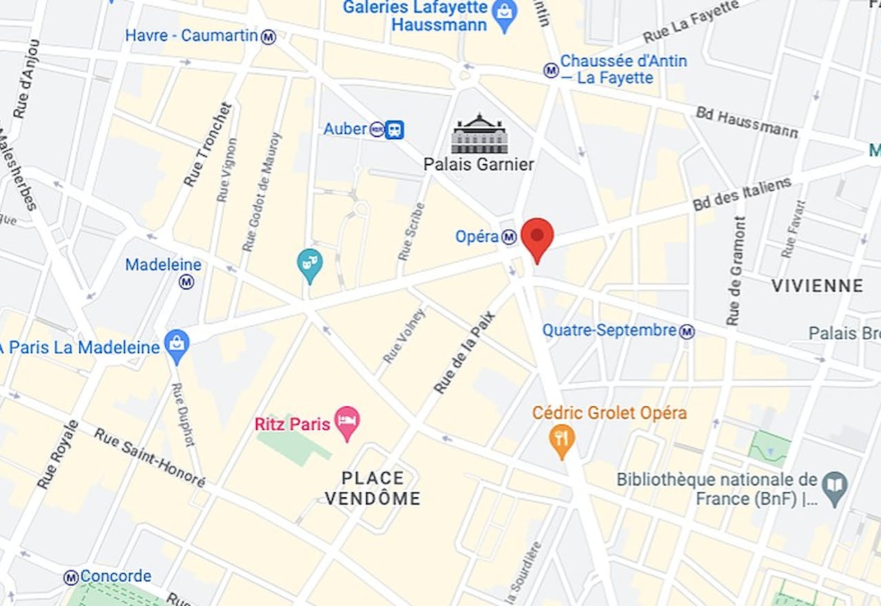 Corner Boutique - Op�ra - Ideal Flagship Store - Image 1