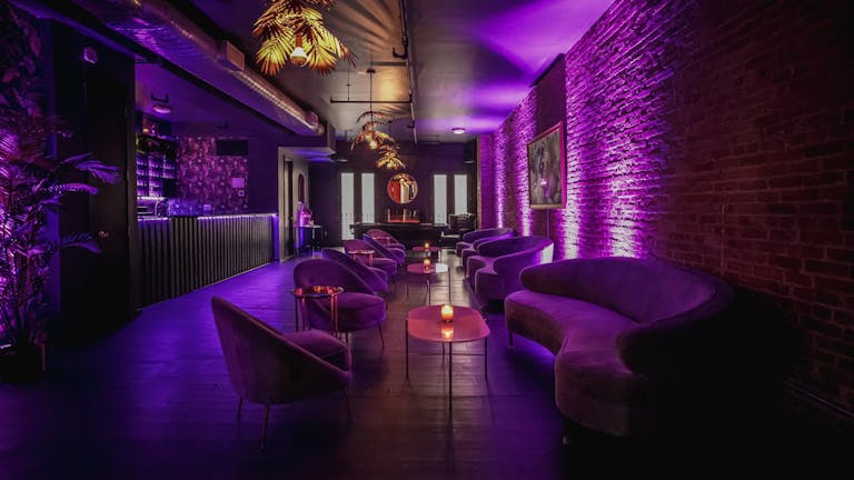 Upscale Loft in Flatiron with Sound System, Custom Lighting, Pool Table & Staff Provided - Image 4