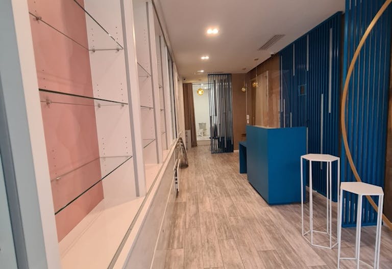 Rue de Sèvres Boutique Ephémère - Image 4