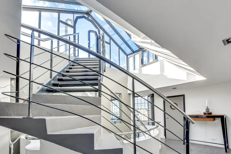 Showroom/ Rooftop - Une adresse confidentielle Design, Chic au c?ur d'un quartier anim� - Image 4