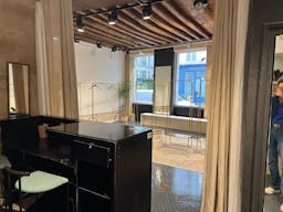 Boutique dans le Marais, � deux pas des quais de Seine, Ile Saint Louis - Image 3