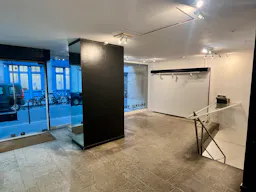 Pop Up Store / ShowRoom Thorigny Picasso - Image 6