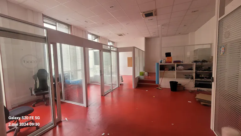 salle de conferance et bureaux ouverts - Image 0